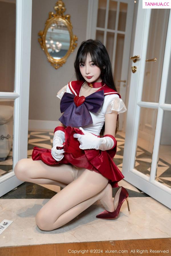 林星阑  [XiuRen]高清写真图 2024.07.03 No.8800 林星阑 短裙美腿第20张图片